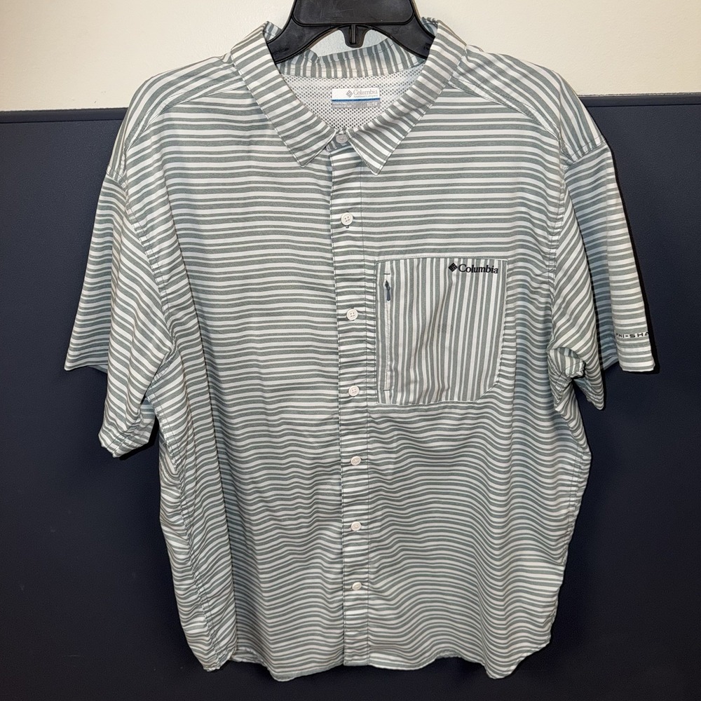 Columbia Mens Twisted‎ Creek III Short Sleeve Vented Button Down XL Shirt Gray